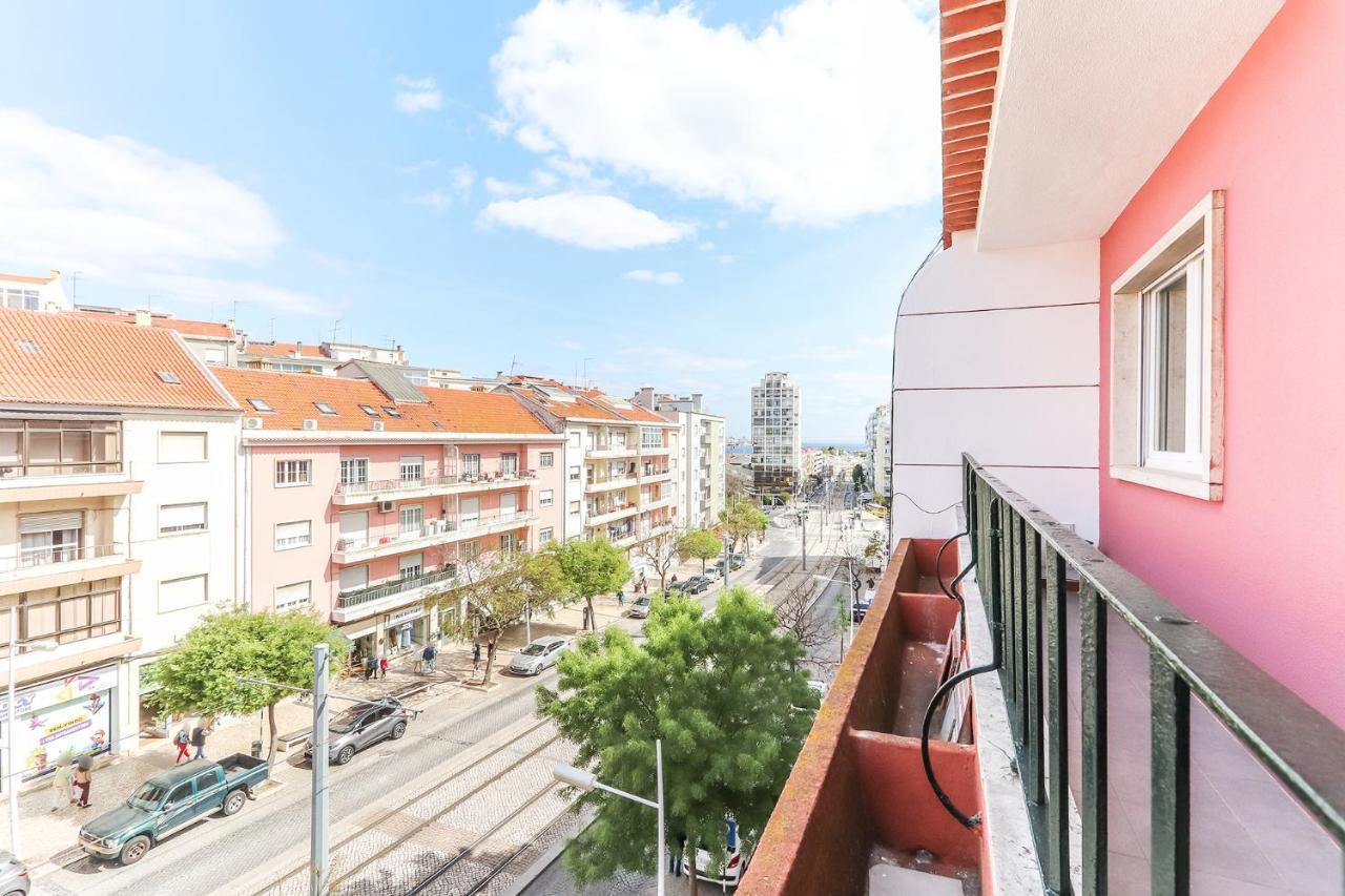 Vita Portucale ! Almada Balcony מראה חיצוני תמונה